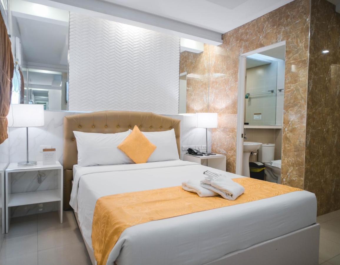 Manila Grand Opera Hotel Экстерьер фото