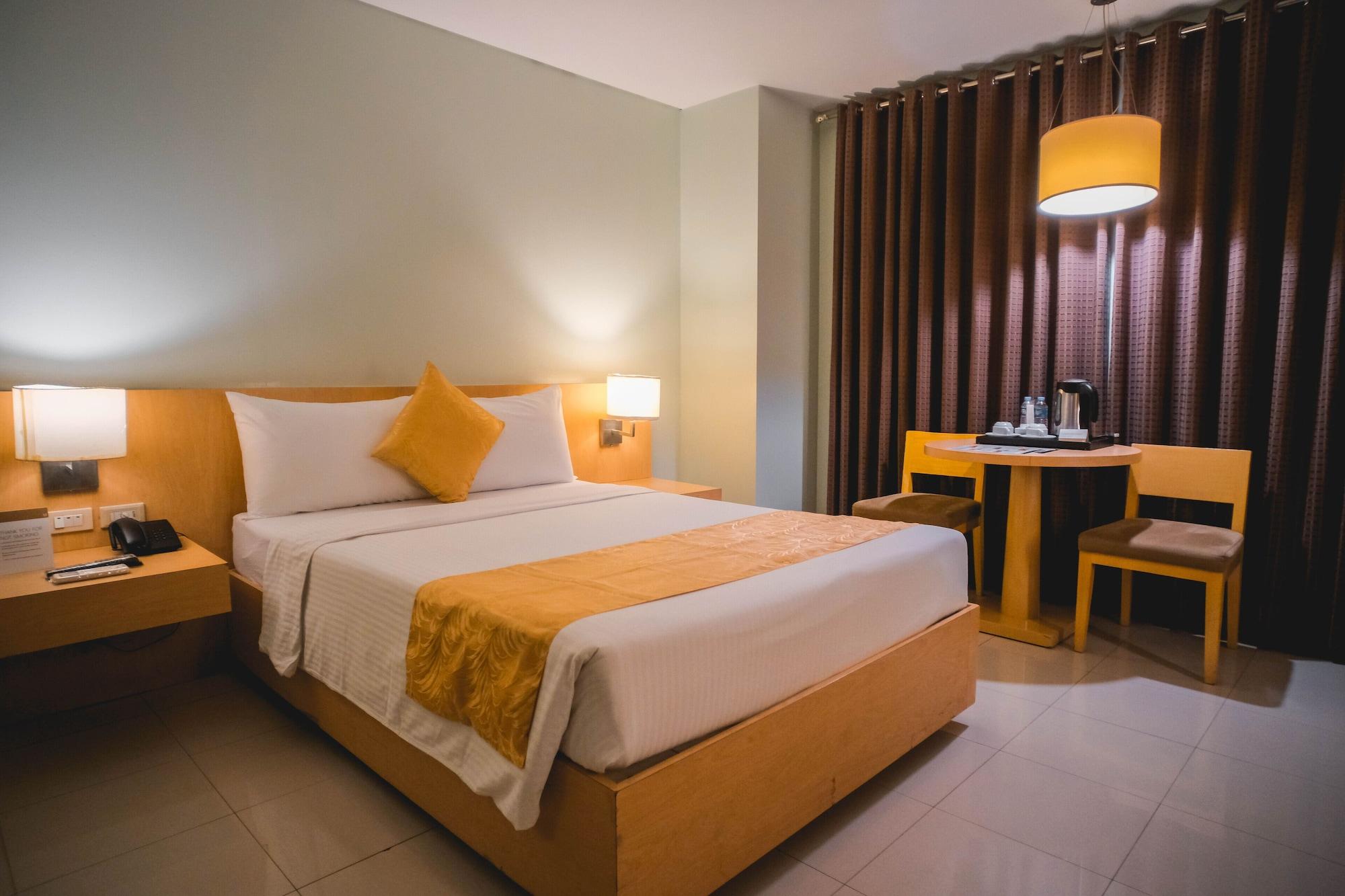 Manila Grand Opera Hotel Экстерьер фото
